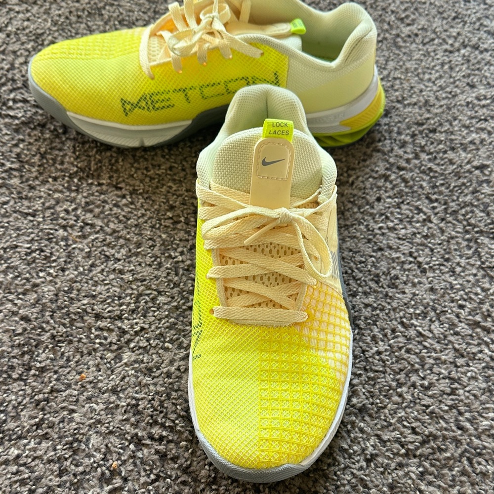 Nike Bright Yellow and Gray Metcon 8 - Picture 2 of 5